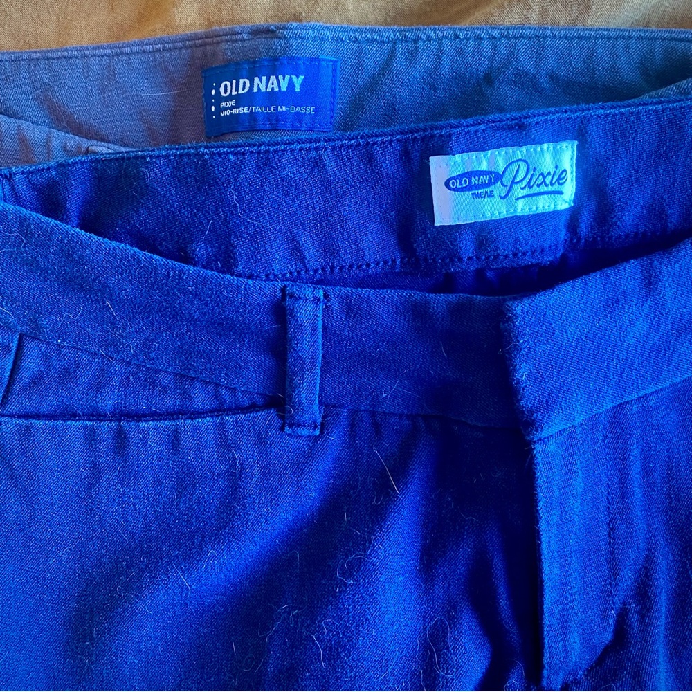 Old Navy Pixie Pants - 2 pairs - size 4 Regular